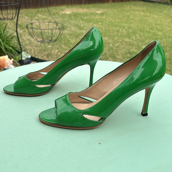 Manolo Blahnik Green Heels - Picture 4 of 10